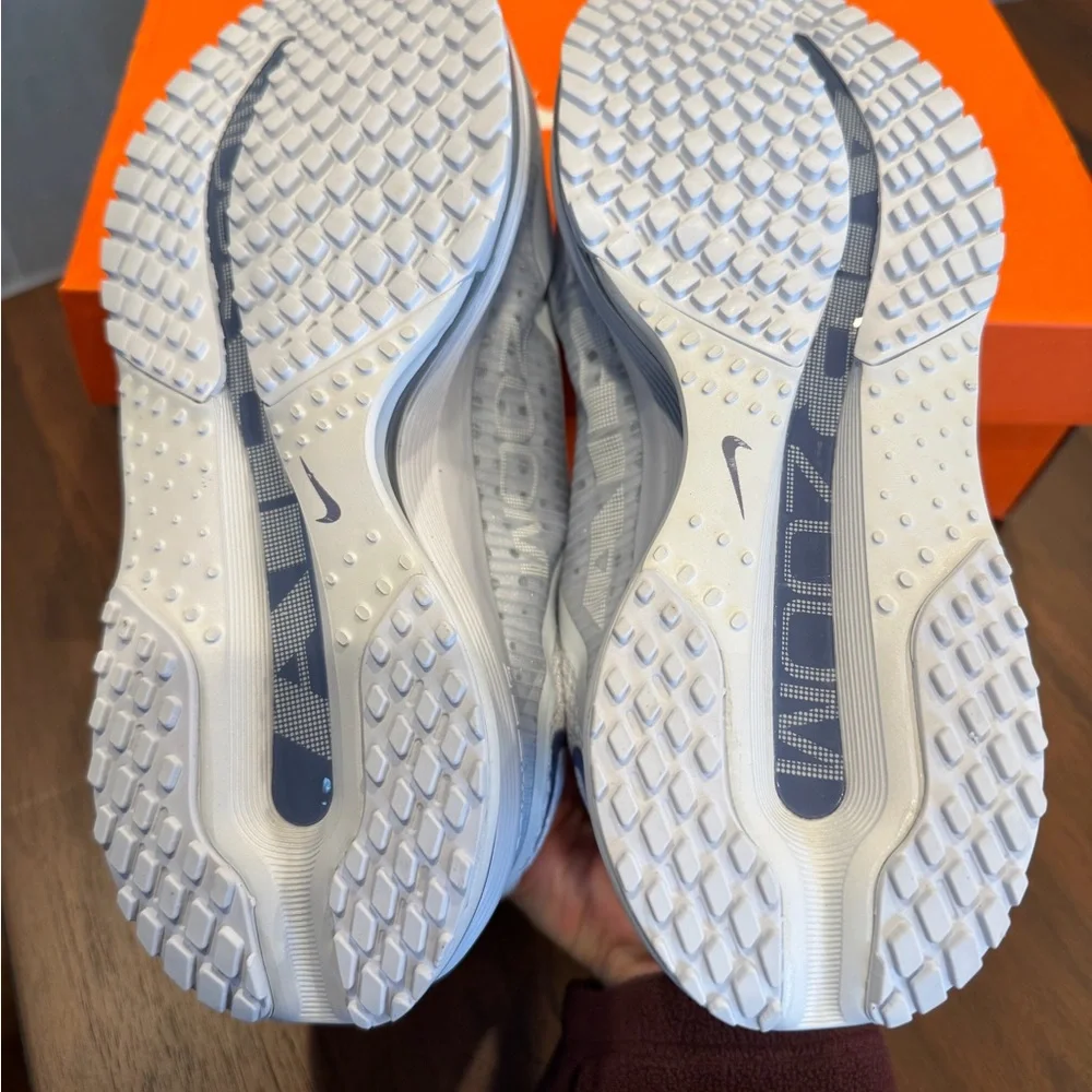 Women’s Nike Pegasus Premium - Picture 4 of 4